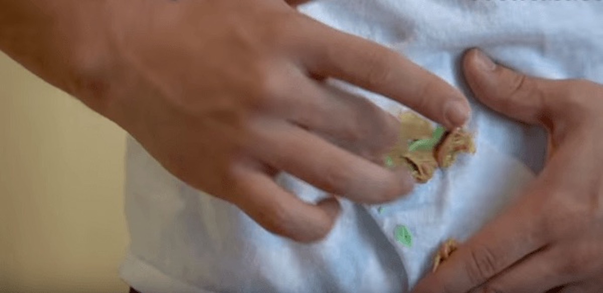 Anita gebruikt al jaren pindakaas om zichzelf te scheren. De reden waarom zal je verbazen!