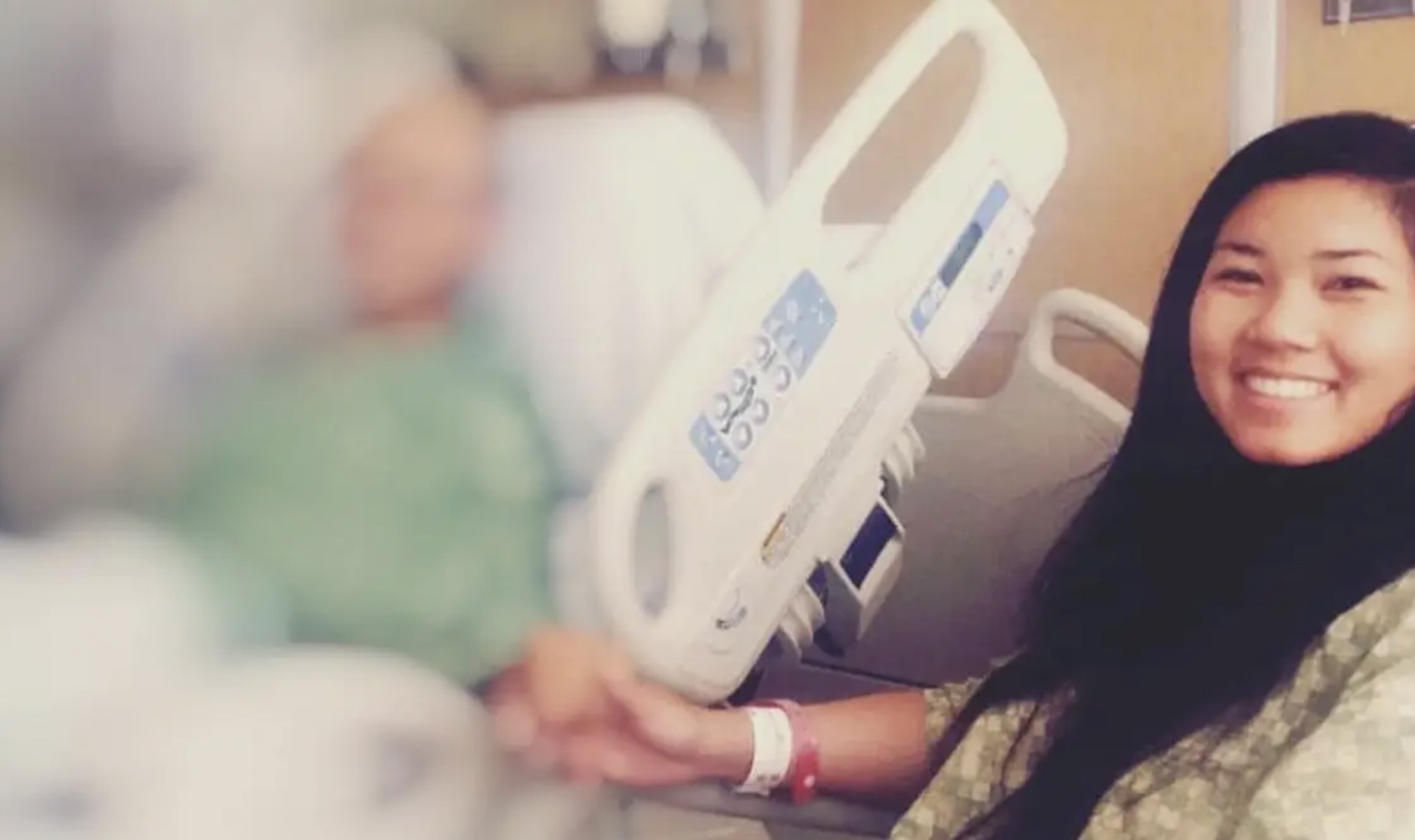 Vrouw doneert haar nier aan haar partner, maar kijk dan wat hij vervolgens doet (video)