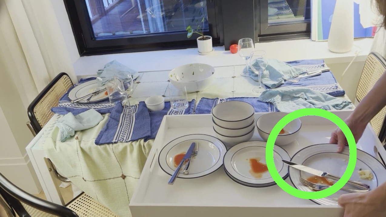 Het internet ontploft: Moeder heeft geniale truc om geen afwas meer te hebben na het eten