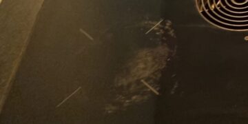 Ontdek deze truc om kringen in een inductiekookplaat te verwijderen