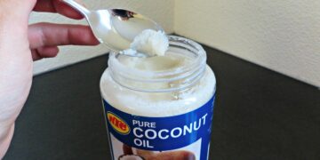 Dit is waarom je altijd kokosolie in huis moet hebben