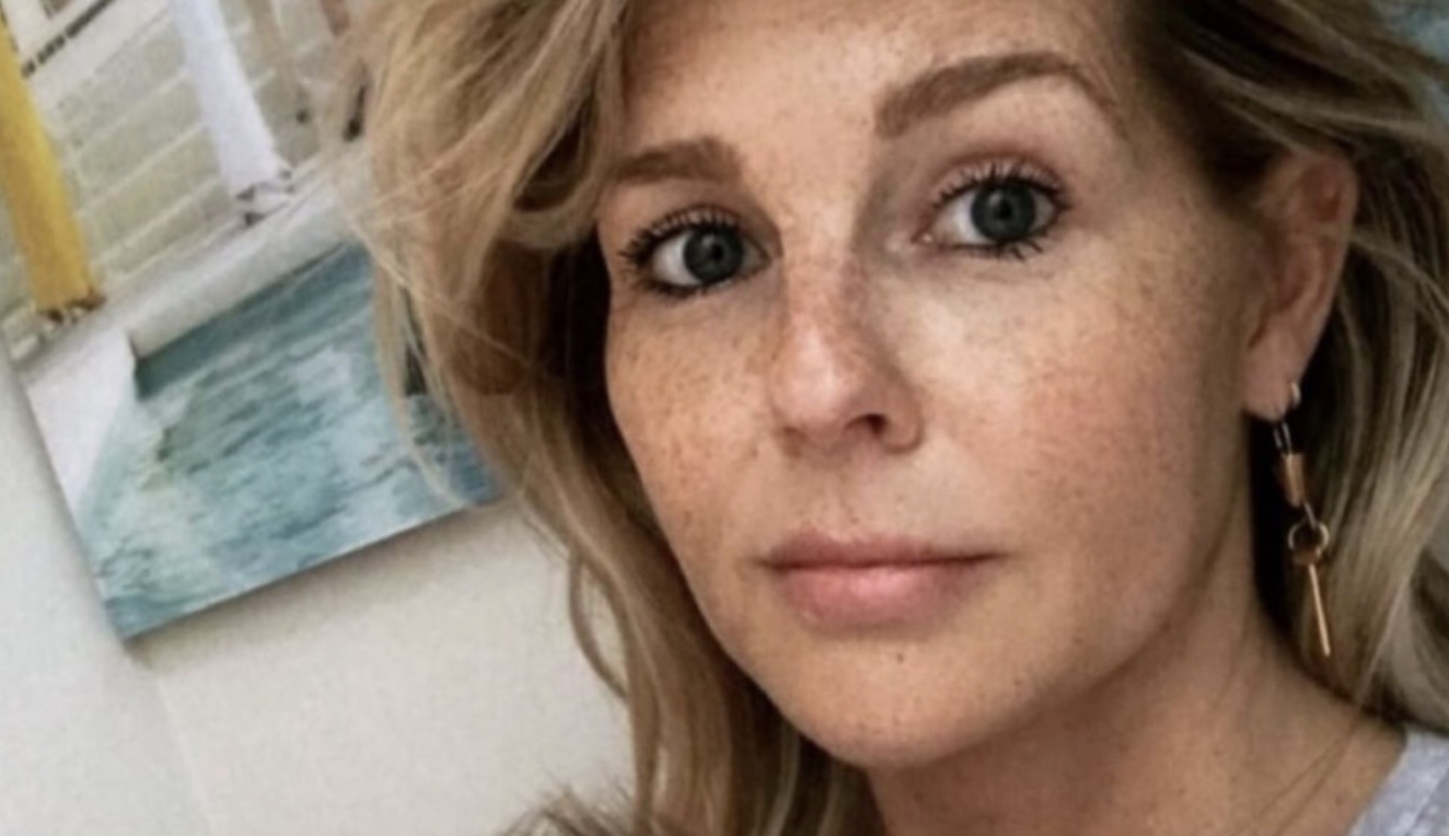 NET BINNEN: Chantal Janzen is bedrogen. ‘Viste een condoom uit prullenbak’