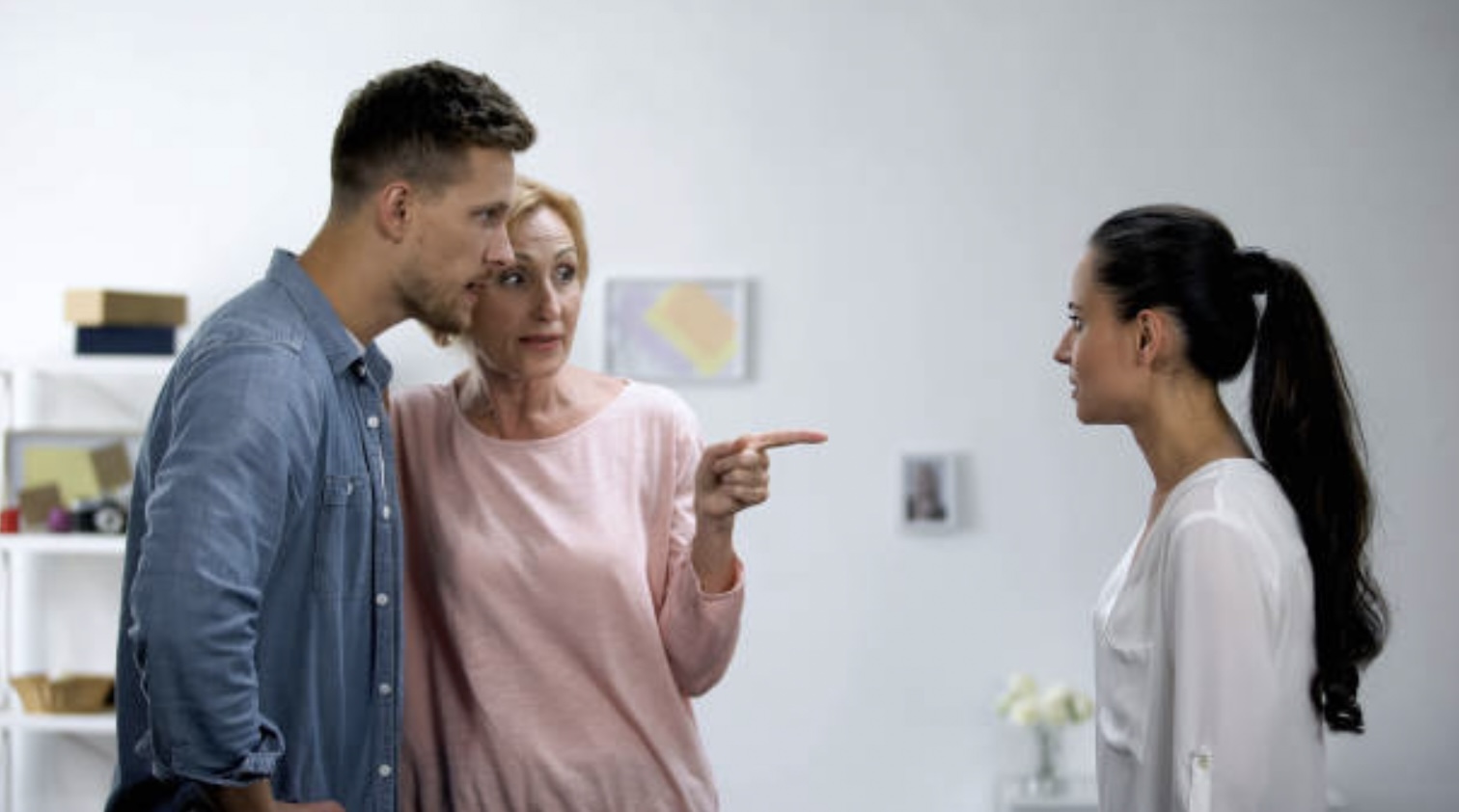 Fien: “Mijn schoonmoeder eiste dat zij onze baby als eerste vast mocht houden na de geboorte”