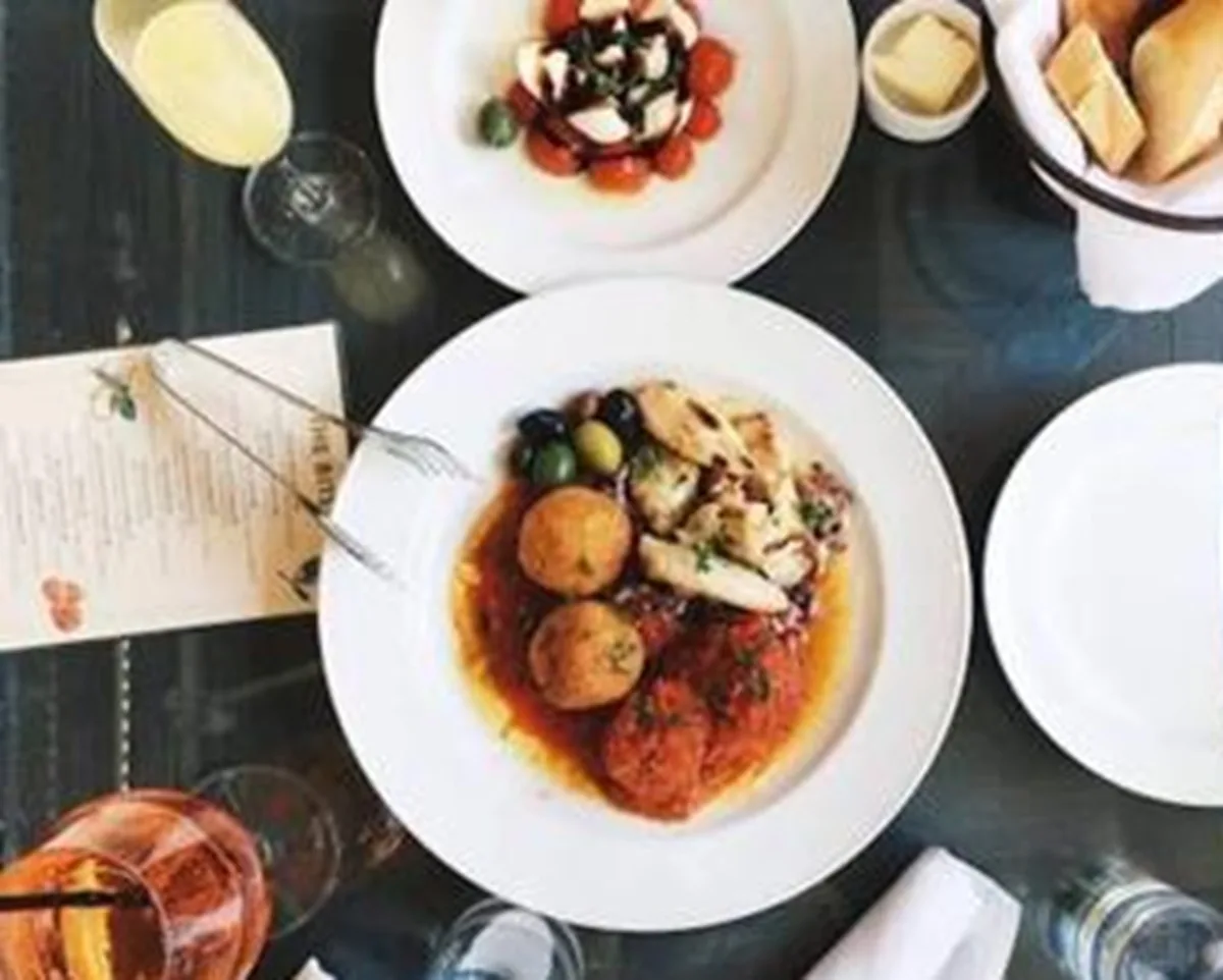 Chef-kok waarschuwt: bestel deze gerechten nooit in een restaurant! (en dit is waarom)