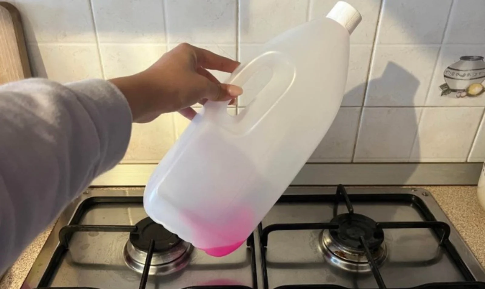 Bijna niemand kent deze truc om de keuken in slechts 5 minuten schoon te maken