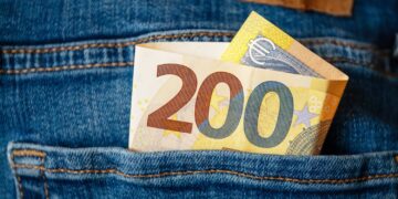 Deze financiële zaken moet je regelen als je (kind) 18 jaar wordt