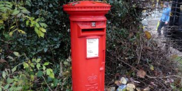 Vrouw solliciteert als stuntpiloot en krijgt 50 jaar later de uitslag