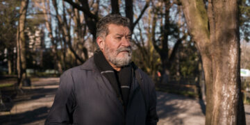 Justin zijn ouders zijn al jaren dood: “ik mis ze nog”