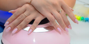 Aha: zo herken je een allergische reactie door gelnagellak