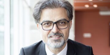 Saheed (63): “Thuiswerken moet verboden worden – mensen doen allerlei prive dingen”