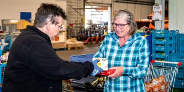 Annebel (45): ”Ik schaamde me toen ik voor het eerst naar de Voedselbank ging.”