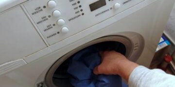 Waarom je eigenlijk nooit het korte wasprogramma moet gebruiken