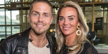 André Hazes onthult bizar geheim over relatie met Monique: “Ik leefde van Monique’s salaris” (VIDEO)