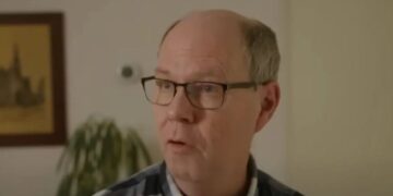 Absurd! Ruud moet aan ING verklaren wat hij koopt bij de supermarkt