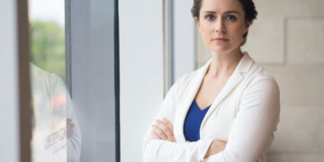 Margje irriteert zich aan het ondankbare gedrag van haar nichtje: “Ze zegt niet eens dankjewel!”