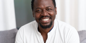 Daan (42): “Ik twijfel of ik moet 17-jarige zoon moet aangeven bij de politie”