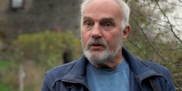 Geweldig nieuws voor B&B Vol Liefde- Leendert: “We waren samen op vakantie in Oostenrijk. Daar ben ik op mijn knieën gegaan”