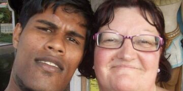 Diane (60) verliest 90.000 aan toyboy uit Sri Lanka: “Ik hou nog steeds van hem”