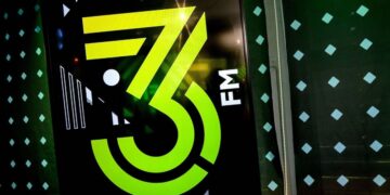 Radio-dj betrapt op dronkenschap tijdens uitzending