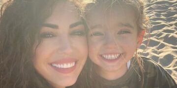 Heftig nieuws voor zoontje Yolanthe Cabau: “Hij kon niet slapen van de heftige pijn”