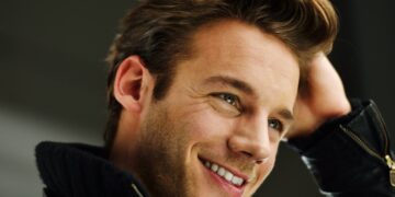 Stijn (38) en gezin kan niet op zomervakantie: “Zelfs een weekje camping in Nederland kost een godsvermogen”