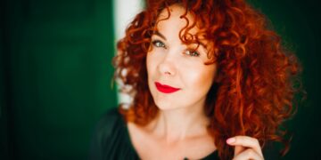 Anna (36): “Mijn dochter (8) wil een smartphone voor haar verjaardag, maar wij vinden dat eigenlijk te jong…”