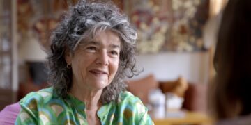 Verdrietig nieuws: Sinterklaasjournaal presentatrice Dieuwertje Blok (67) overleden