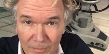 Tom Egbers deelt fantastisch nieuws: “Het zijn spannende dagen”