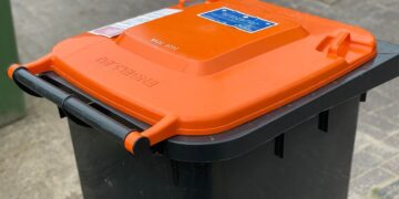 Steeds meer afvalcontainers hebben een ingebouwde chip: dit is wat het precies doet