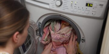 Nieuw onderzoek: op déze temperatuur moet je je beddengoed wassen (en nee, het is geen 60 graden)