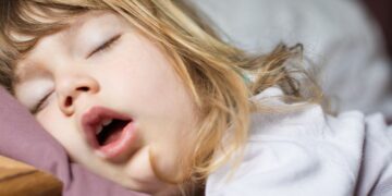 Bedtijd! Dit is volgens experts de beste tijd om je kind naar bed te brengen