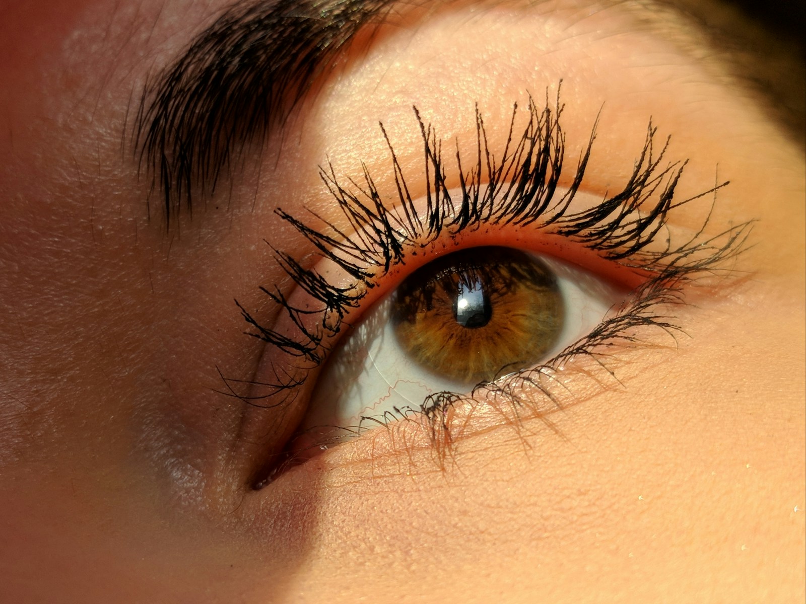 Woman left eye