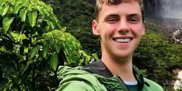 Deze 22-jarige heeft heel de wereld afgereisd en waarschuwt reizigers om nooit naar deze 2 landen te gaan!