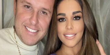 Dit is wanneer het “sprookjeshuwelijk” van John West gaat plaatsvinden!