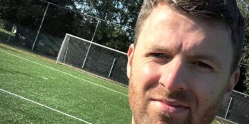 Royce de Vries staat stil bij emotioneel nieuws