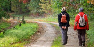 Dit is het beste moment van de dag om te wandelen (als je wilt afvallen)