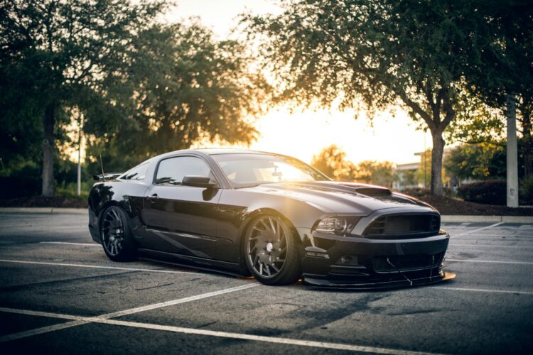 Black ford mustang gt