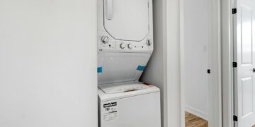 a white machine in a room