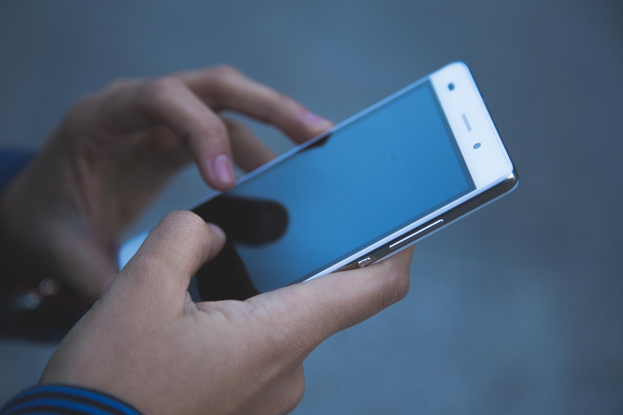 Hands phone smartphone electronics mobile phone technology touchscreen screen using phone communication wireless phone phone phone phone phone smartphone smartphone mobile phone