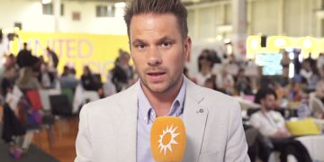 Aran Bade laat niets heel van Jan Versteegh: “Hopeloos”