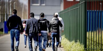 Asielzoeker na zwaar misdrijf het land uitzetten? Dat gaat niet zo makkelijk en dit is waarom