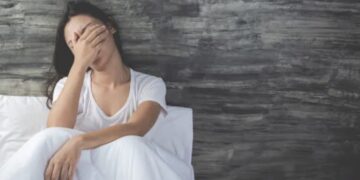 Waarom je gedachte uitzetten voor het slapen gaan zo moeilijk is