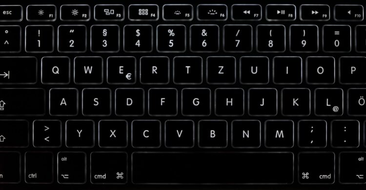 Black computer keyboard