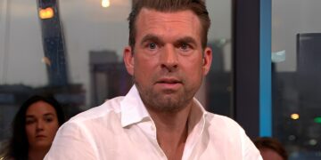 Bizarre onthulling: Dit is waarom Rutger Castricum plotseling verdwenen is van tv