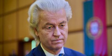 Wilders doet grootse aankondiging en shockeert links en rechts Nederland