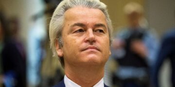 Wilders doet grootse aankondiging en shockeert links en rechts Nederland