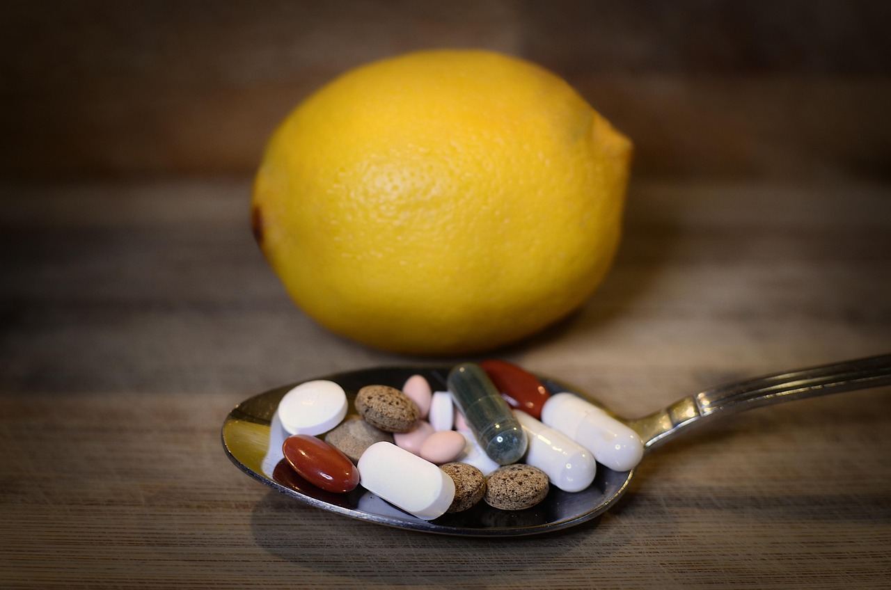 Photo by JerzyGórecki - Info Vandaag Anxieties antibiotics lemon choice nature natural vitamin c medicines pills resistance illness diet supplements medical pharmacy vitamin c supplements supplements supplements supplements supplements
