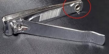 Dit is de slimme functie van het kleine gaatje in je nagelknipper