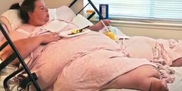 Vrouw (47) viel maar liefs 220 kilo af… zó ziet ze er nu uit!