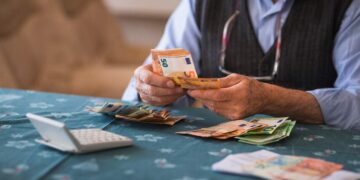 Miljoenen ouderen krijgen fors hoger pensioen in 2026: zo zit het precies